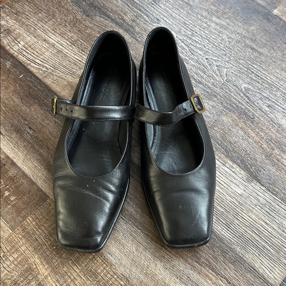 Massimo Dutti Black Mary Jane Flats - Picture 1 of 3